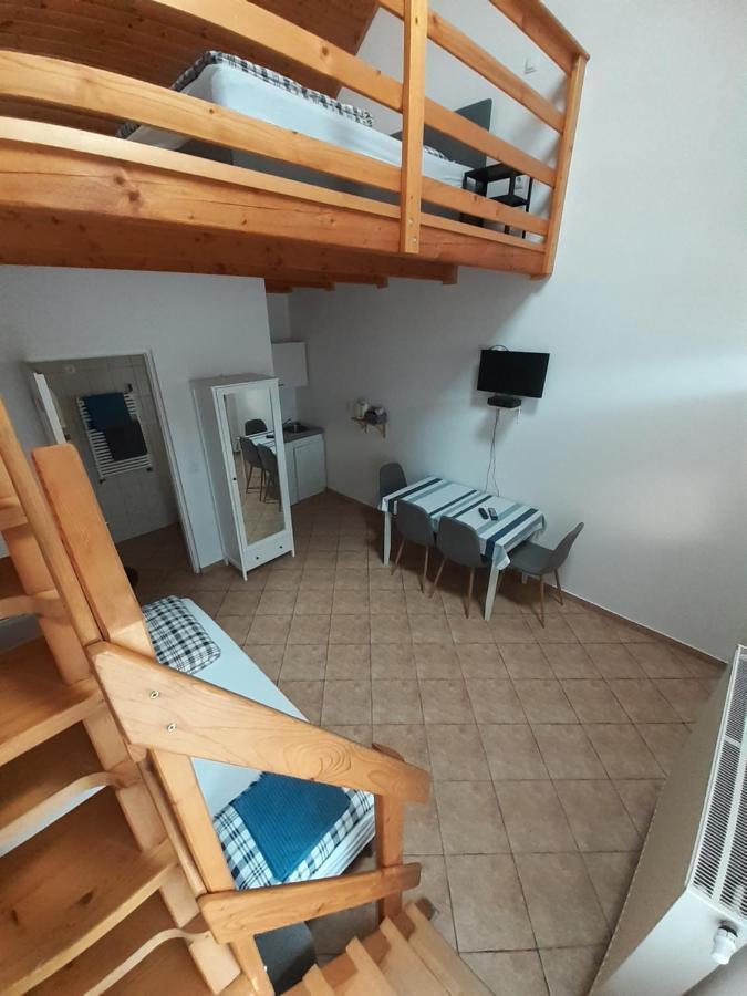 Apartament Polonia Apartman Egerszalók Zewnętrze zdjęcie