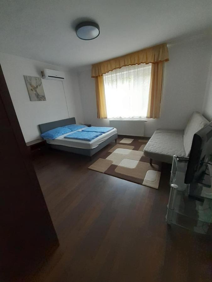 Apartament Polonia Apartman Egerszalók Zewnętrze zdjęcie