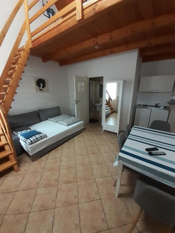 Apartament Polonia Apartman Egerszalók Zewnętrze zdjęcie