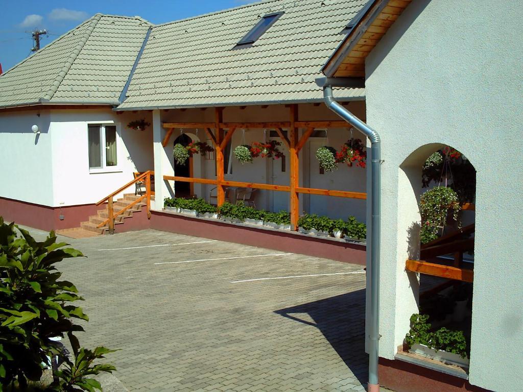Apartament Polonia Apartman Egerszalók Zewnętrze zdjęcie